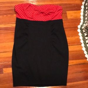 Red and black strapless dress